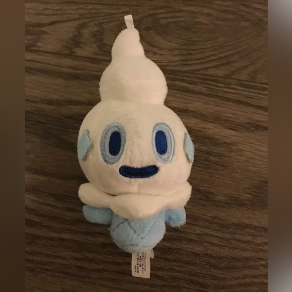 Vanillite Pokemon Banepresto 4" plush toy 2011 Stuffy - Picture 1 of 2